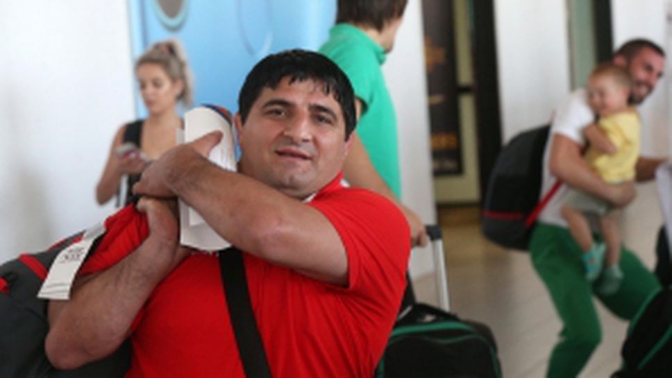 Класиците се прибраха от Минск