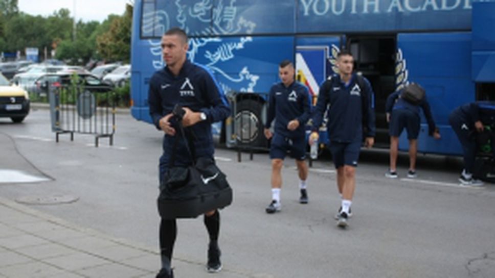 Левски заминава за Словакия