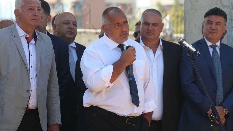 Бойко Борисов: Ще помогнем, но когато видим, че строежът напредва
