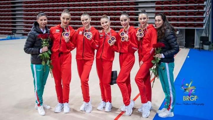 Българският ансамбъл остана на пето място на финала на пет топки на СК в Пезаро