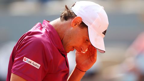 Доминик Тийм пропуска първите два турнира за годината, целта му е Откритото първенство на Австралия