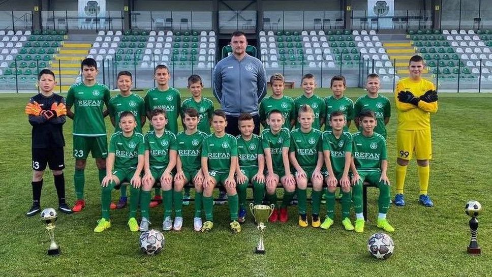 ДЮШ на Хебър се похвали с почти перфектен сезон