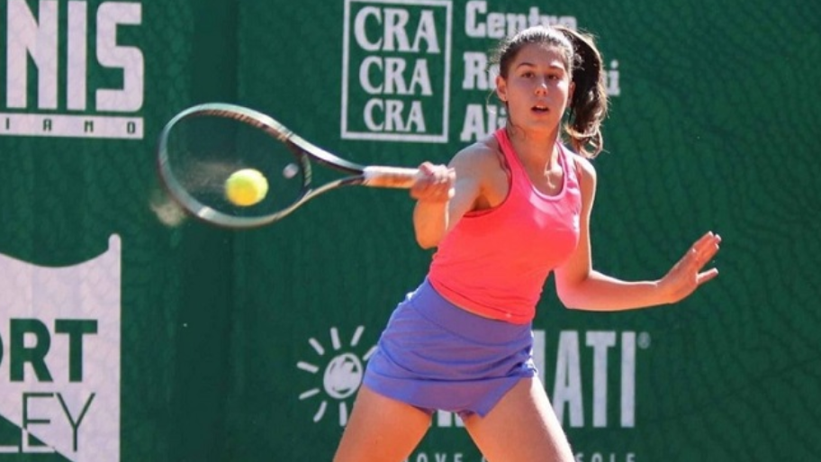 Елизара Янева отпадна на четвъртфиналите в Португалия