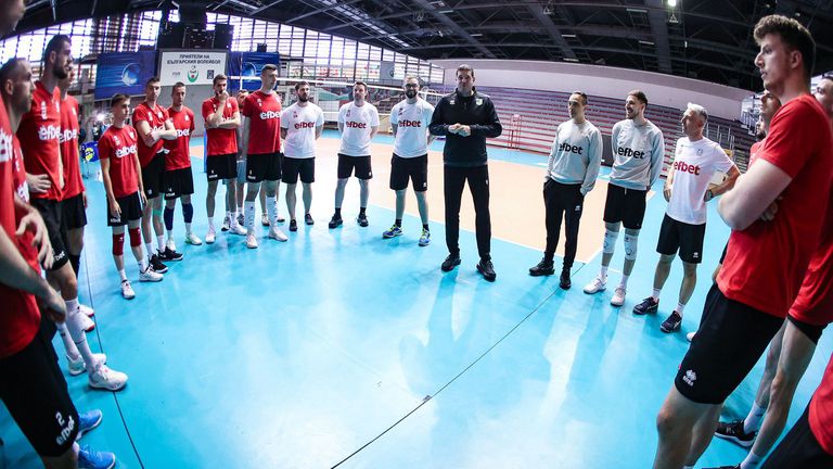 Волейболните национали с открита тренировка в зала Христо Ботев