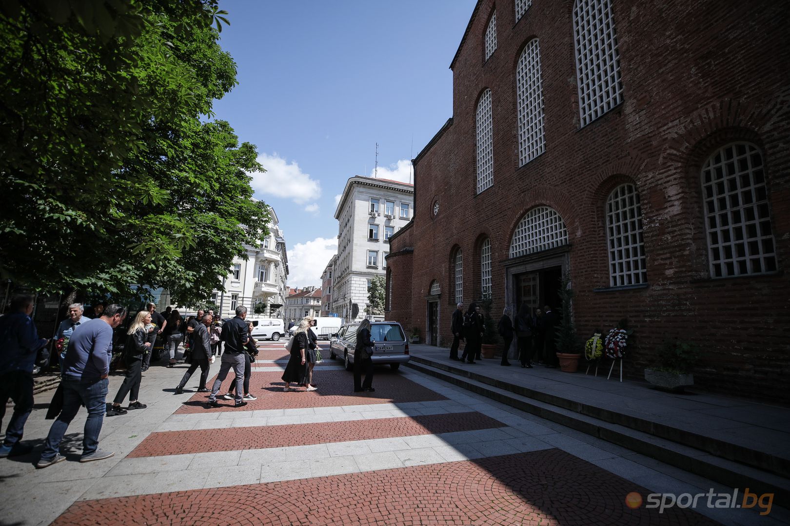 Поклонение пред Стефан Капралов