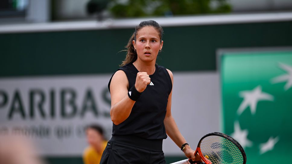 17 ата поставена Даря Касаткина Австралия се класира за третия кръг