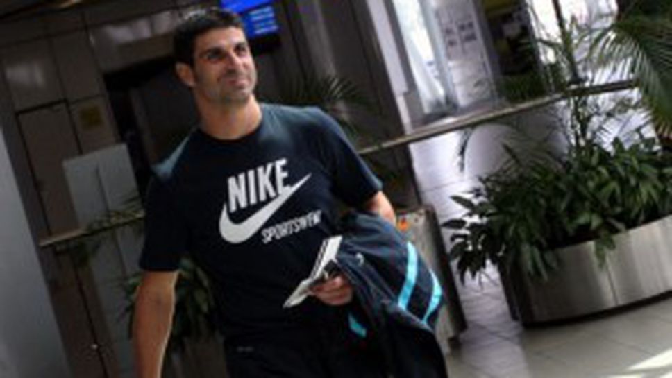 Пеев, Сираков и наказал България посрещнаха Левски в Линдабрун