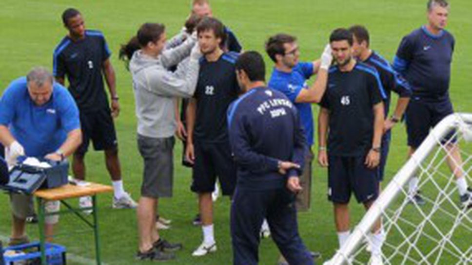 Пускат кръв на "сините", а Гонзо ги скъсва от тичане (видео+снимки)