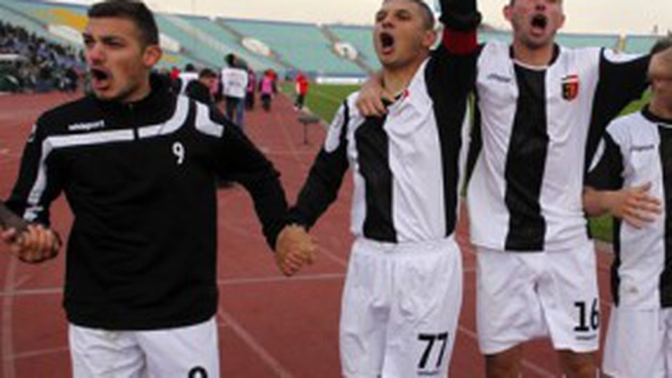 Без почивка за Локо (Пд)