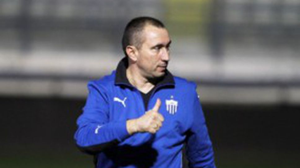 Албанец стана помощник на Стоилов в Анортозис