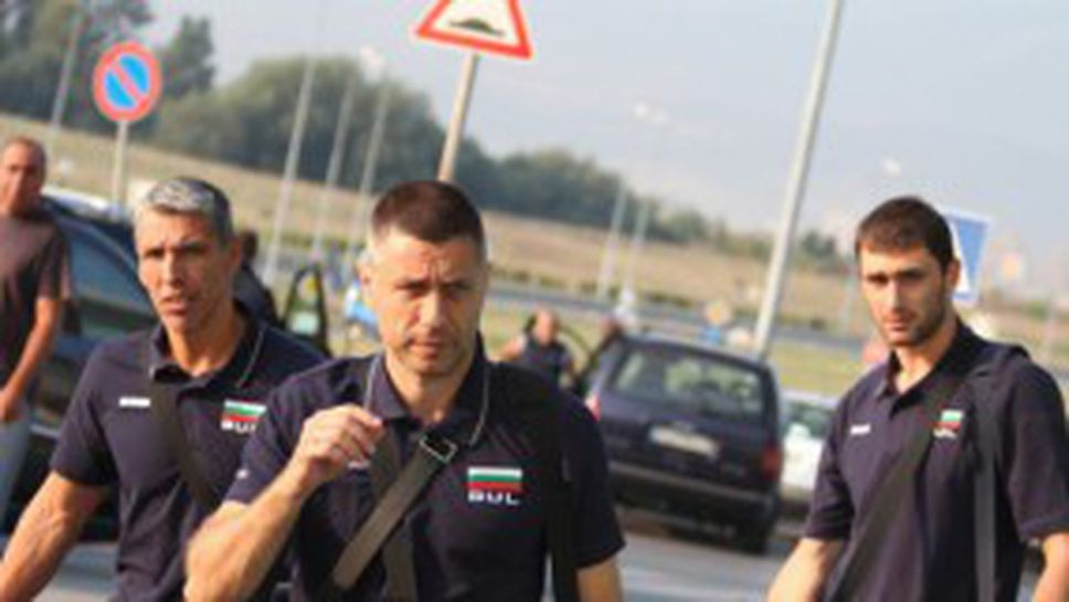 Волейнационалите заминаха за "Турно дьо Франс" и Евроволей 2011 (ВИДЕО + ГАЛЕРИЯ)