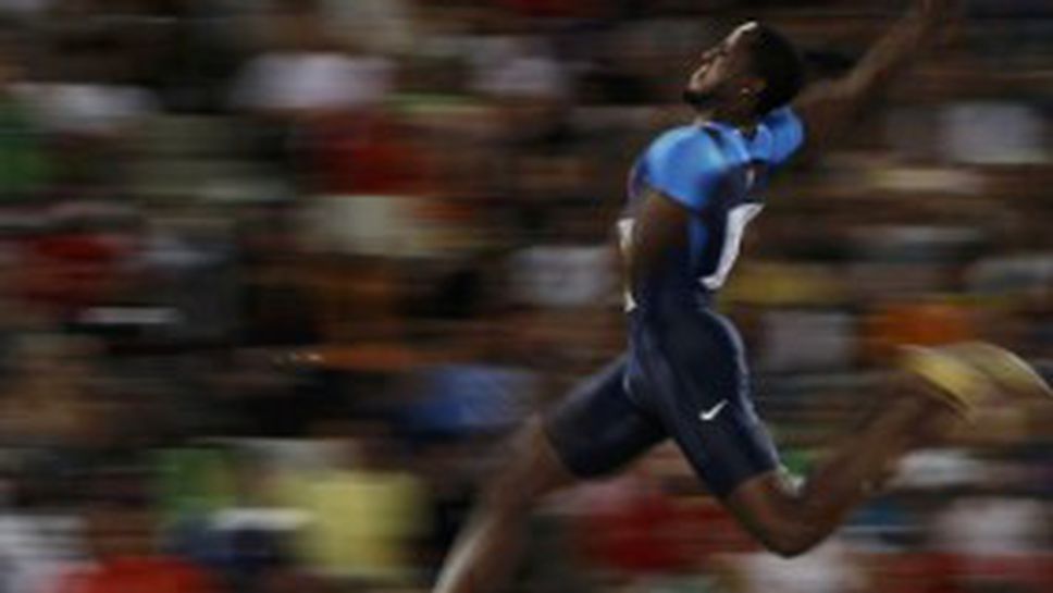 Дуайт Филипс - класа и непримирим дух на 33