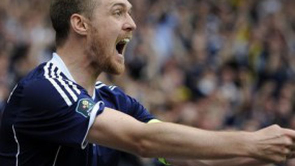 Дарън Флетчър надъхва Шотландия за успех над Литва