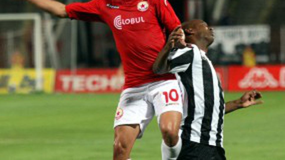 ЦСКА отново лидер след суперфутбол срещу Локо - Мораеш хвърли сектор "Г"  в екстаз (видео)