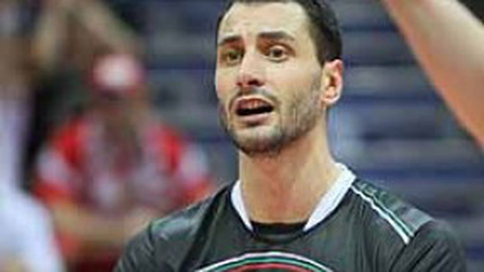 Матей троши лаптоп на Евро 2011