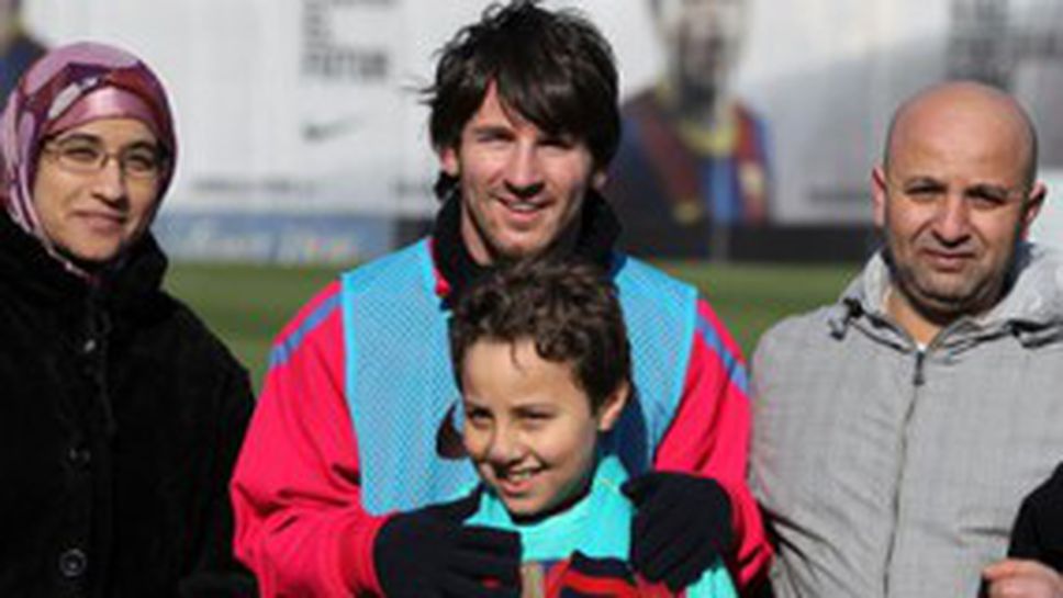 Меси посвети гол на болно момче