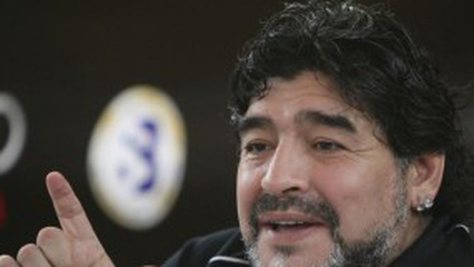 Марадона с първа победа начело на Ал Васъл