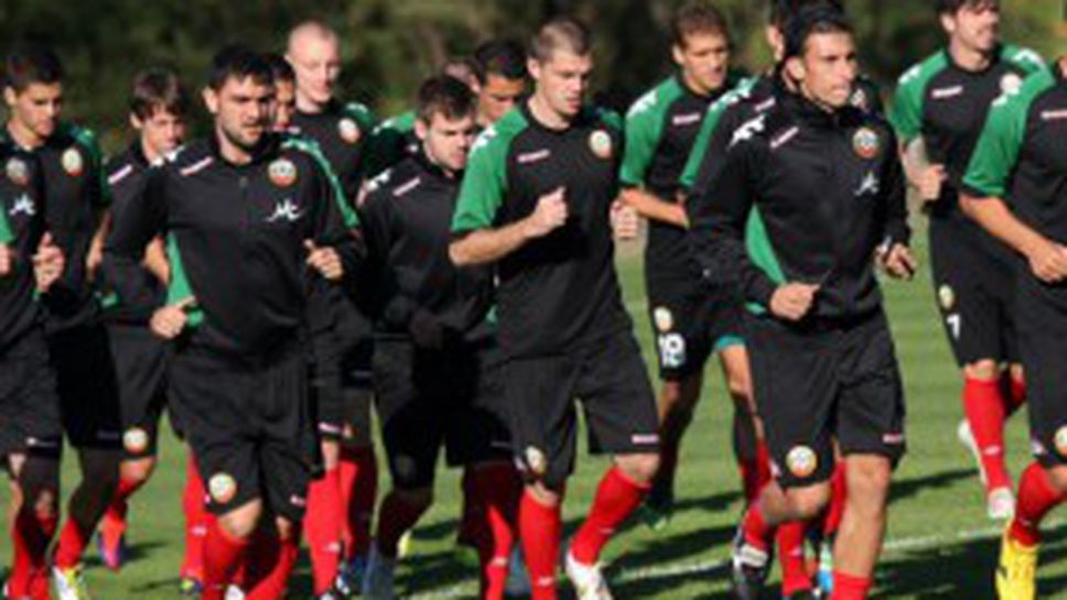 Националите зарязаха тренировките по футбол - играят голф, предстои им и сватба