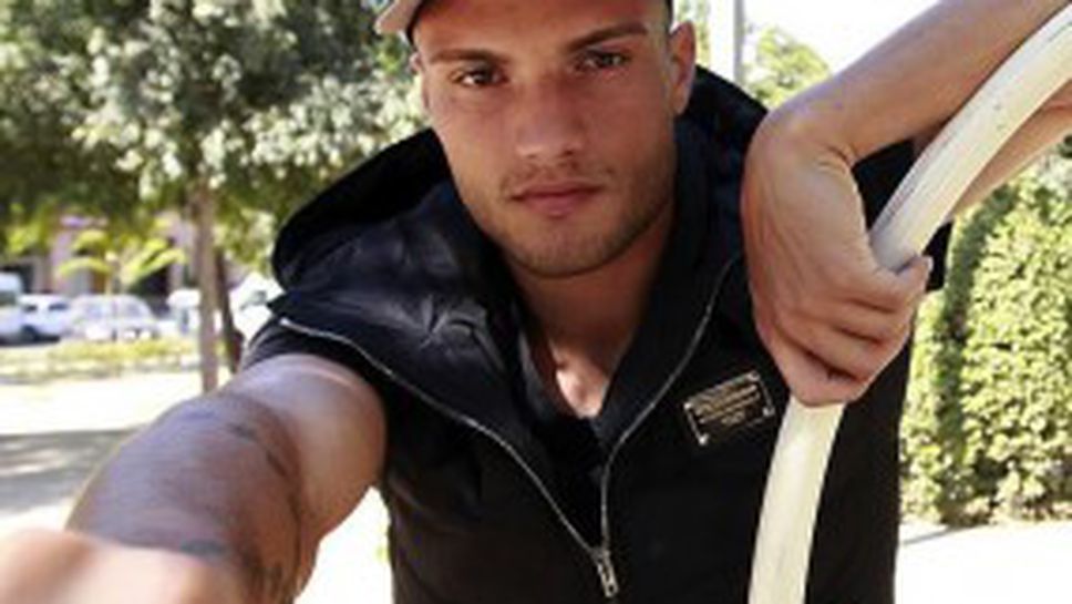 Кристиано от Монако играе за Гранада