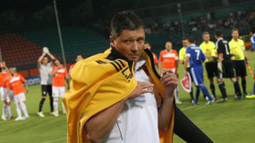 Любо Пенев е българският футболист с най-много голове срещу Уелс