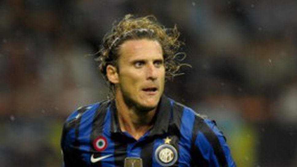 Беда за Интер, Форлан с по-сериозна контузия