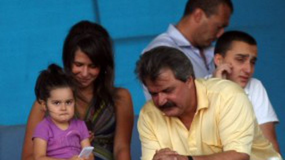 Батков и вратар на Левски празнуват днес