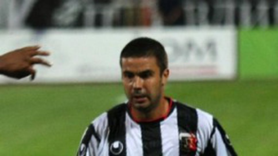 Данчо Тодоров с признание от феновете на Локо (Пд)