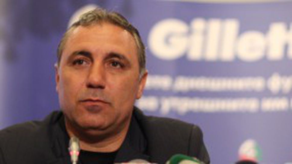 Стоичков обеща да построи три стадиона в България - вижте къде ще са те