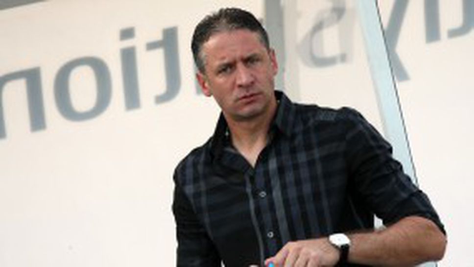 Кушев: При гола играчът на Берое пое топката с ръка