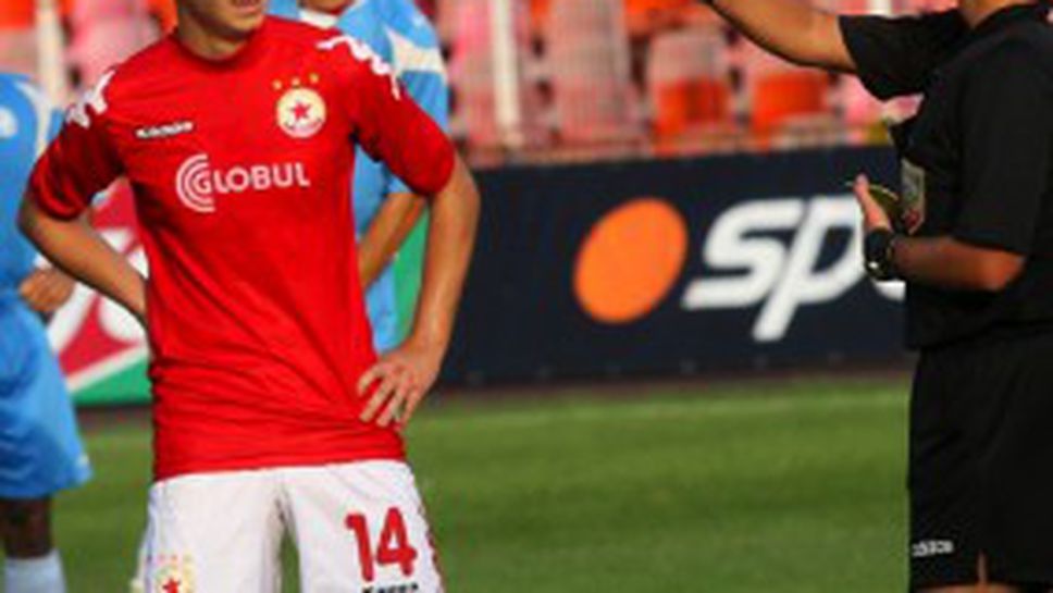 Групата на ЦСКА за Левски - Пенев залага на таланти