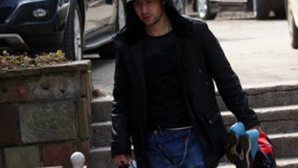 Бандаловски след инцидента: Сигурно виновниците са фенове на Левски