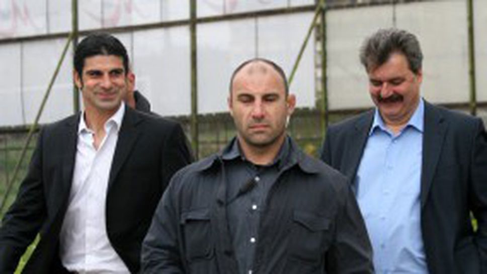 Батков реши за оставката на Гонзо