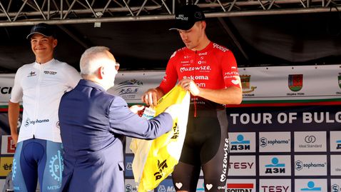 Министър Кузманов даде старт на 68-та Международна колоездачна обиколка на България