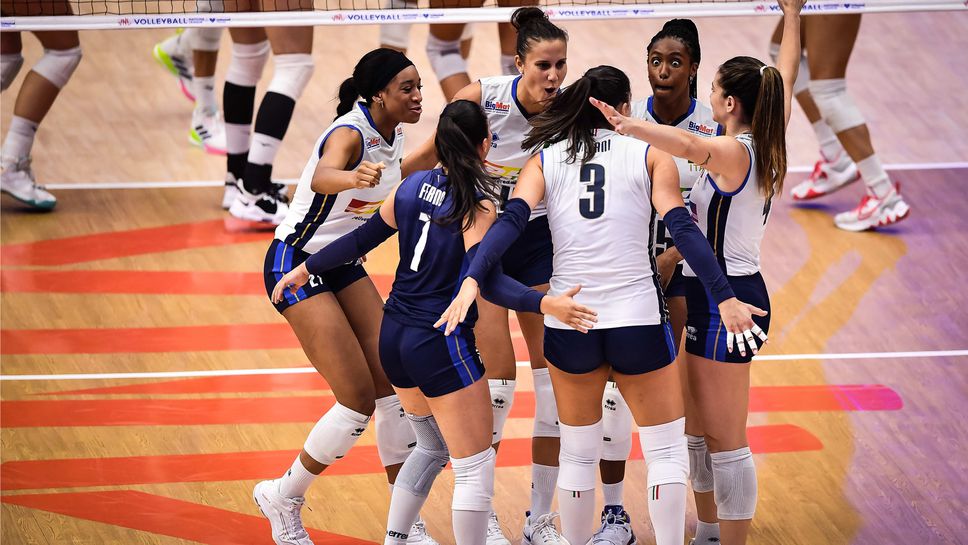 Италия докосва финалите в Лигата на нациите след измъчена победа над Канада