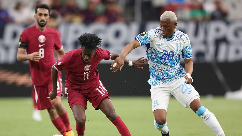 Хондурас стигна до реми срещу Катар с късен гол