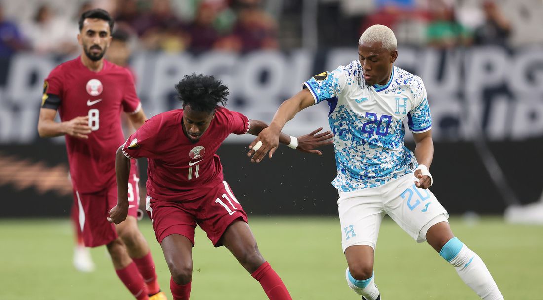 Хондурас стигна до реми срещу Катар с късен гол