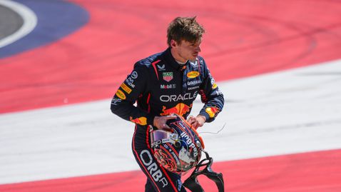 Примката около врата на Макс Верстапен се разхлаби