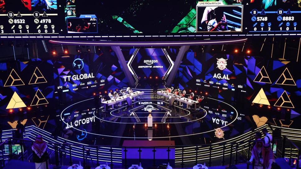 E-sports през юли: летните жеги носят и много страст