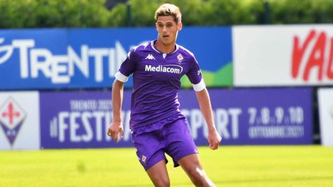  Фиорентина ще задържи Димо Кръстев и този сезон 