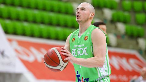 Берое се раздели с един от лидерите си