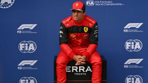  Сайнц: Леклер ми сподели по какъв начин да съм по-бърз 