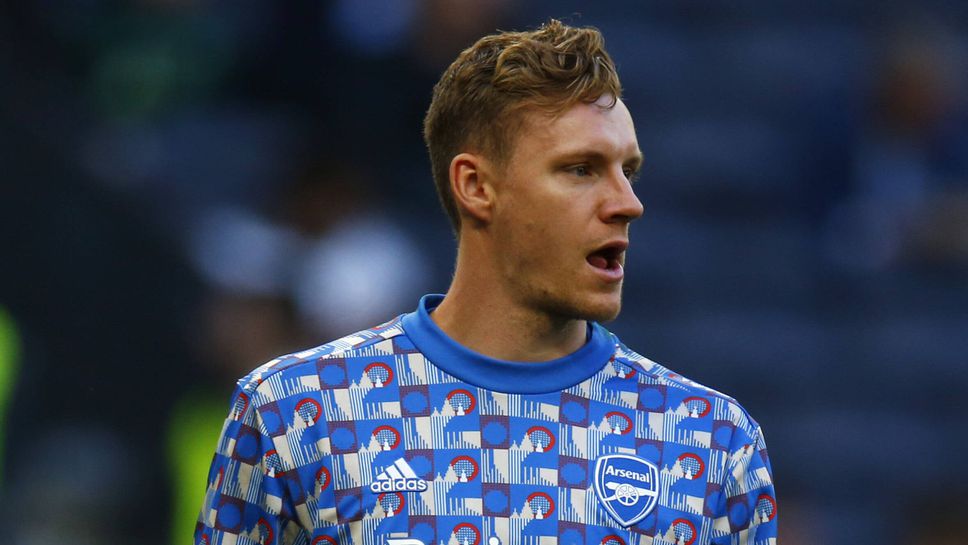 Арсенал иска да се освободи от трима вратари