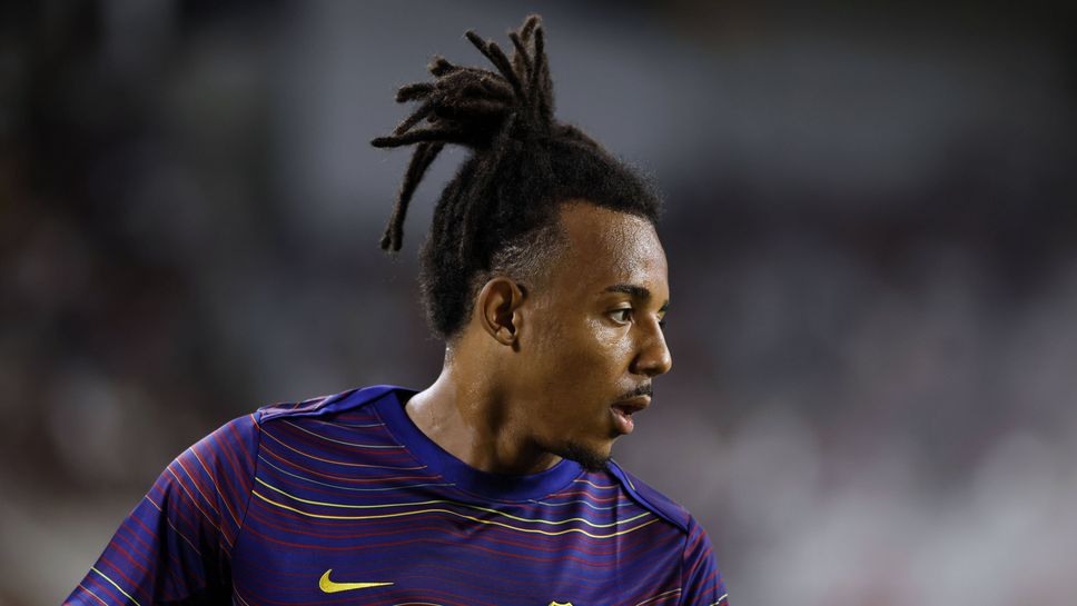 Жул Кунде сам потвърди за новия договор с Барселона