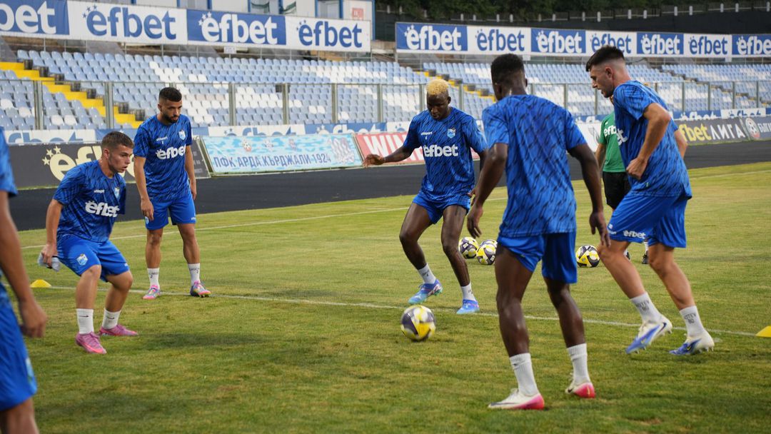 Арда проведе последната си тренировка преди реванша срещу ХИК