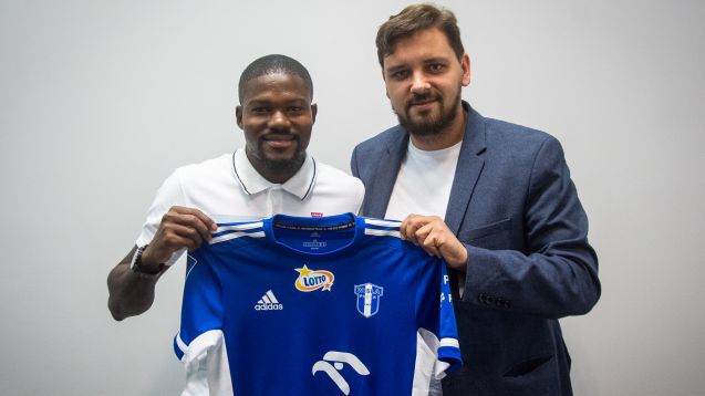 Лудогорец преотстъпи халф в Полша