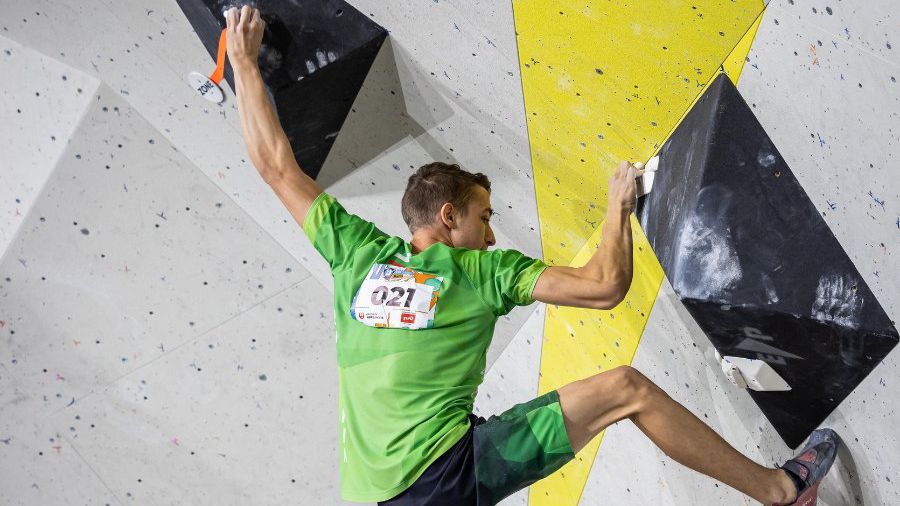 Втори медал за Николай Русев на Световното по катерене