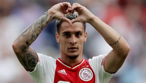  Манчестър Юнайтед разгласи 100-милионния си трансфер 