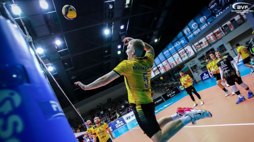 Висшата лига стартира с 13 отбора през ноември