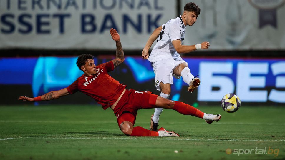 Младият талант на СлавияКристиян Балов се превърна в една от