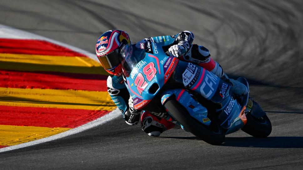 Максимо Килес се завърна в Moto3 с победа в Арагон